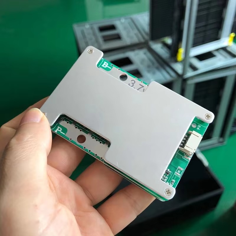 4S 12V 120A LiFePO4 Li-on Batt - огляд і ціна Power Tools Aeg